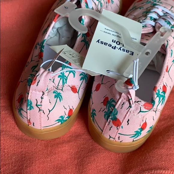 Palm Sneakers - Picture 4 of 5